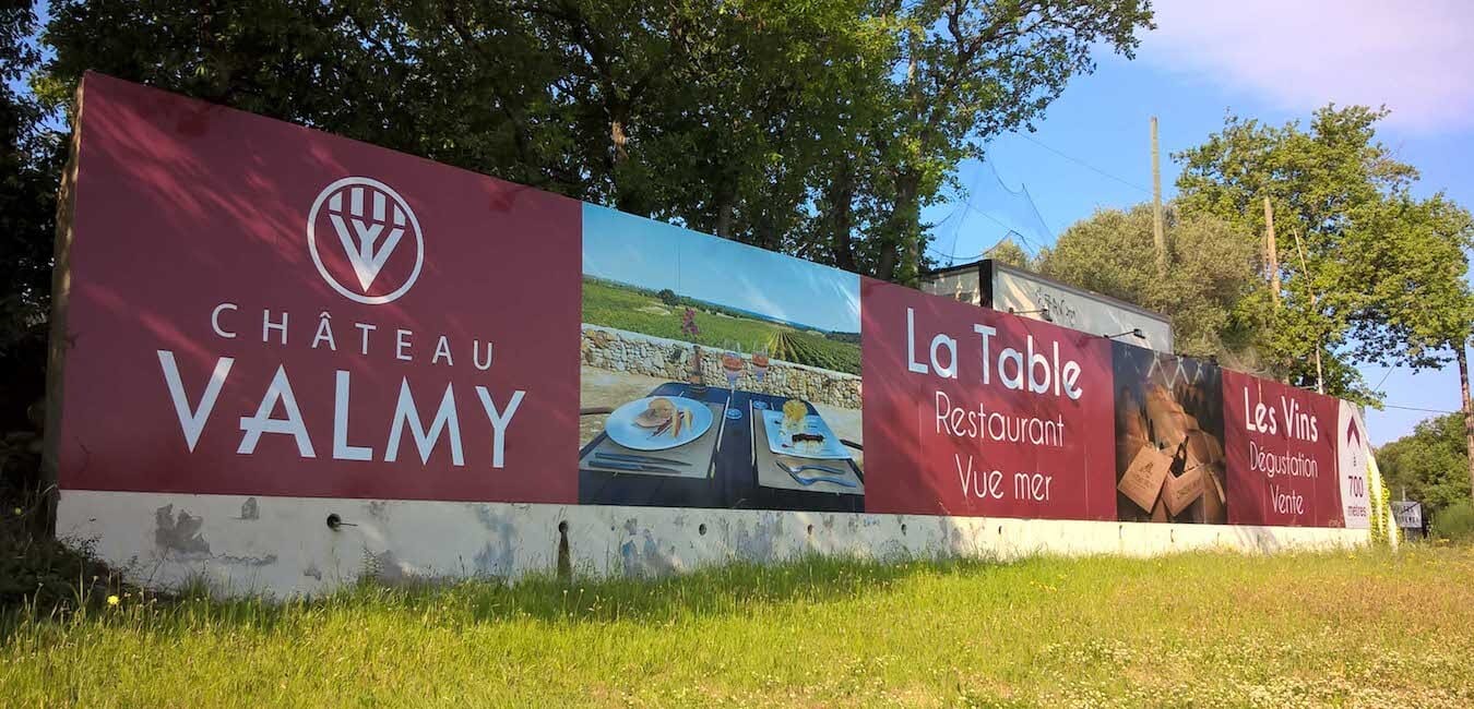 panneau publicitaire perpignan chateau valmy